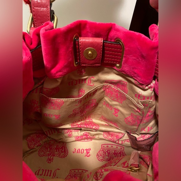 Juicy Couture Pink Velour Hobo Vintage Handbag - Picture 9 of 11